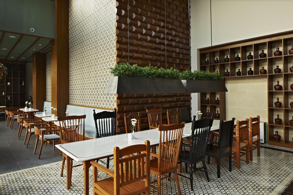 Artotel Gelora Senayan Giacarta Esterno foto